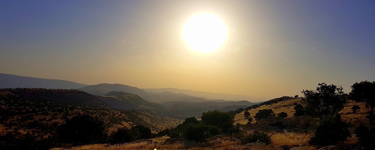 Sunset over the hills of Iraqi Kurdistan, Iraq