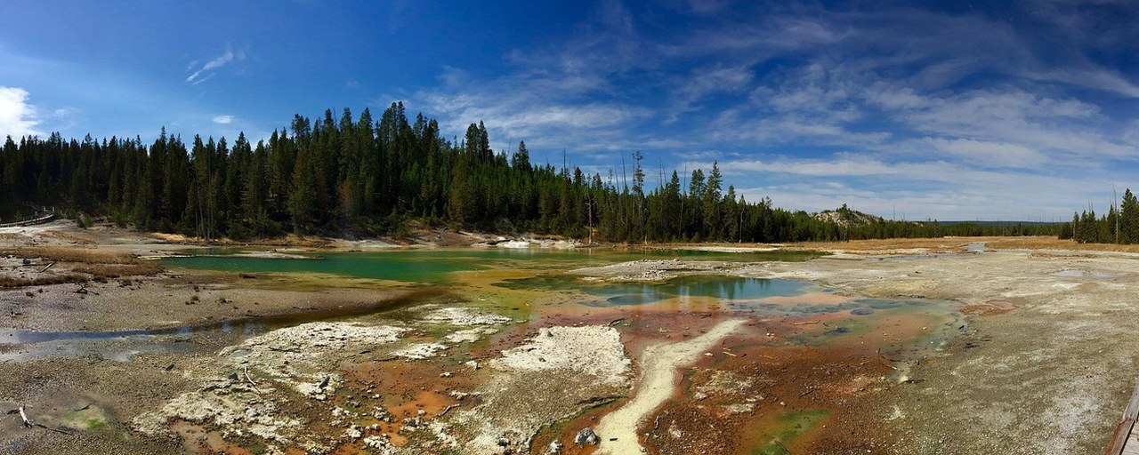 Geothermal pools in Yellowstone National Park, United States
